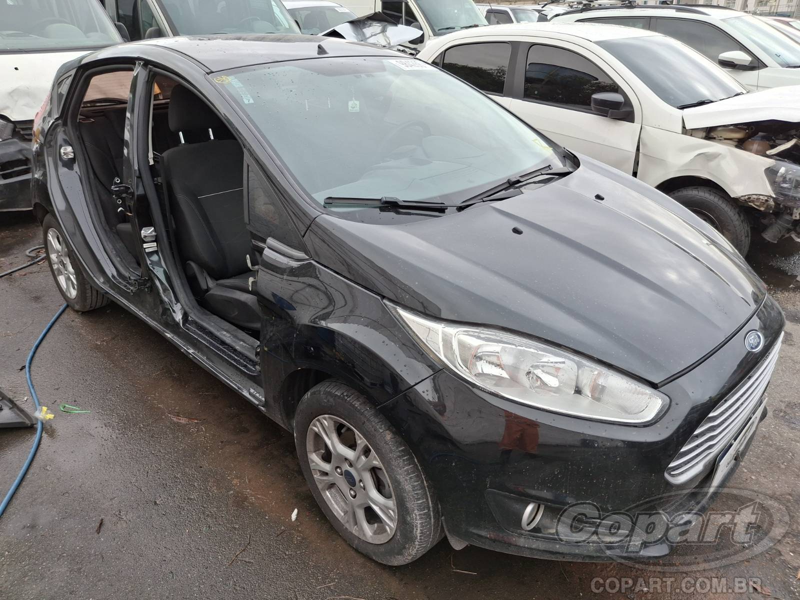 Veículo Ford Fiesta Ford Fiesta SE 1.5 16V Sigma 2014 Colisão Média Monta 2014 em leilão
