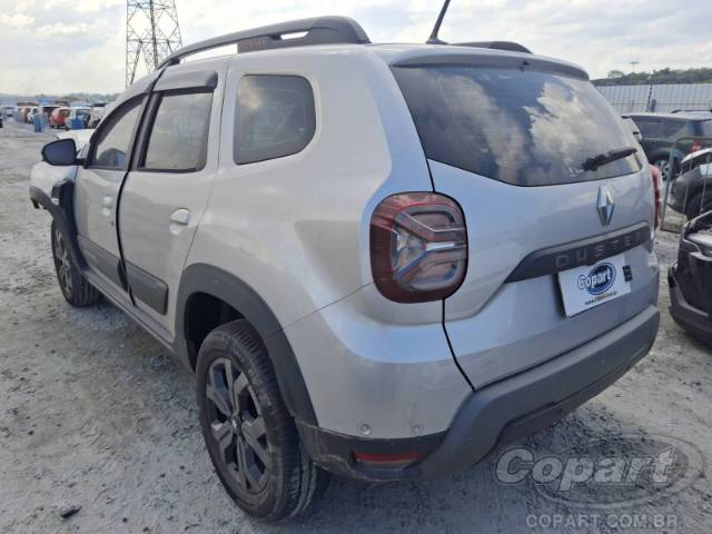 2025 RENAULT DUSTER 