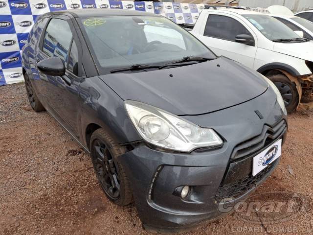 2013 CITROEN DS3 