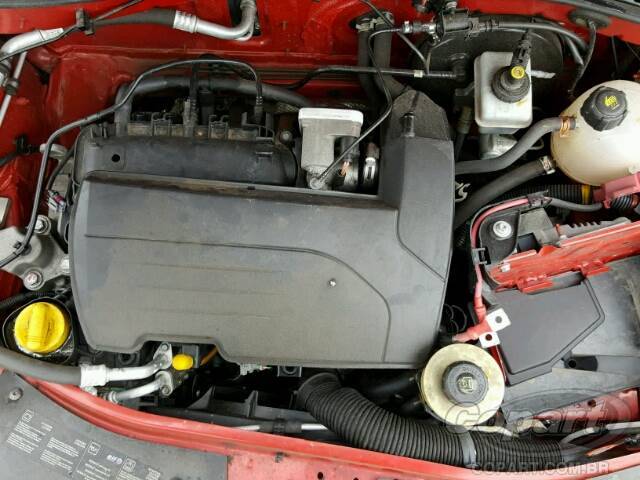 Foto 7 de 10: 2011 RENAULT LOGAN