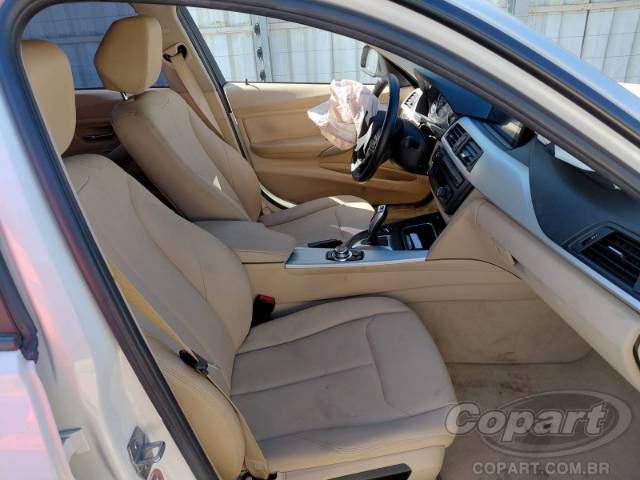 2013 BMW SERIE 3 