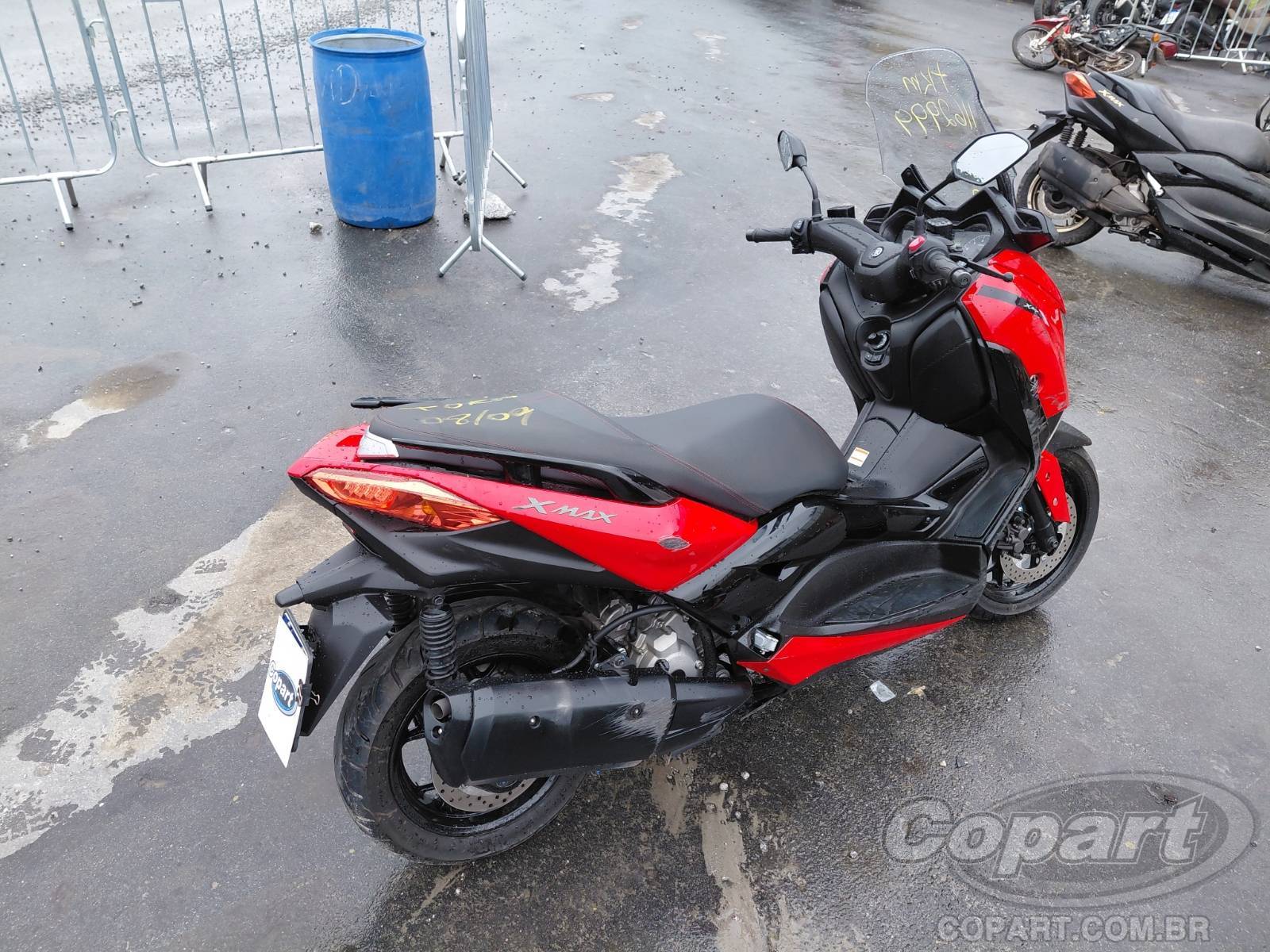 2023 YAMAHA XMAX — foto 4 de 10