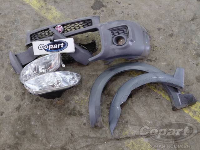 2020 FIAT STRADA 