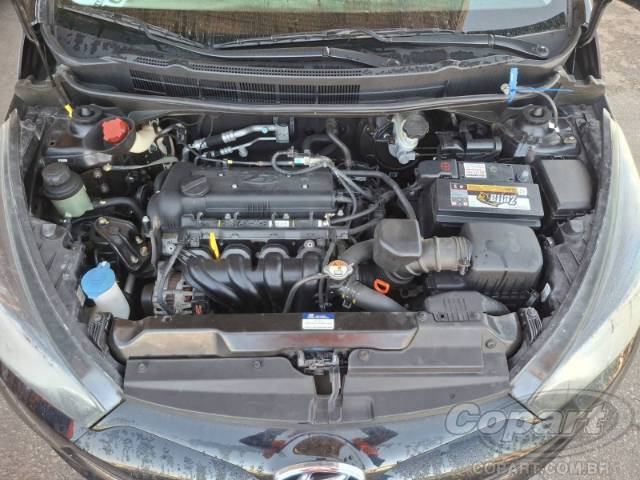 2015 HYUNDAI HB20S 