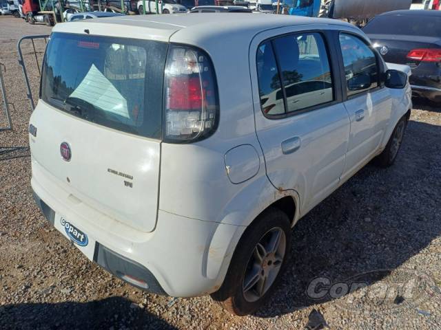 2015 FIAT UNO 