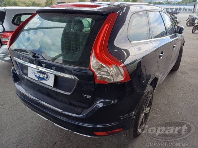 2016 VOLVO XC60 