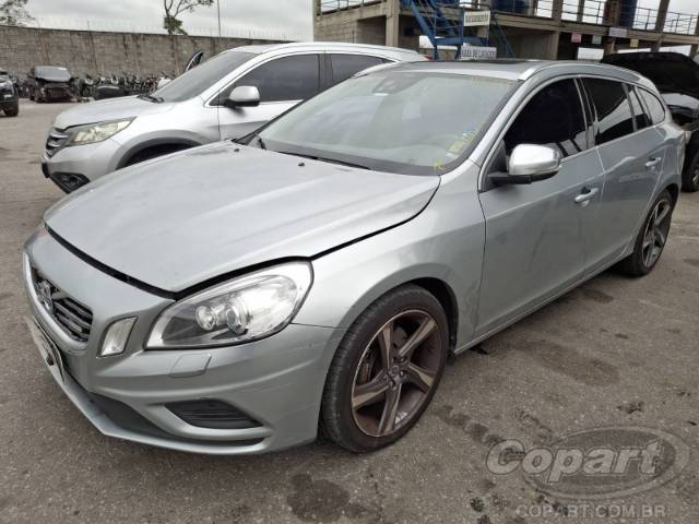 2013 VOLVO V60 