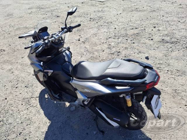 2025 HONDA ADV 