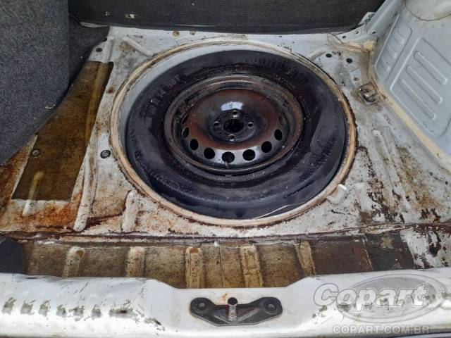 2016 VOLKSWAGEN VOYAGE 