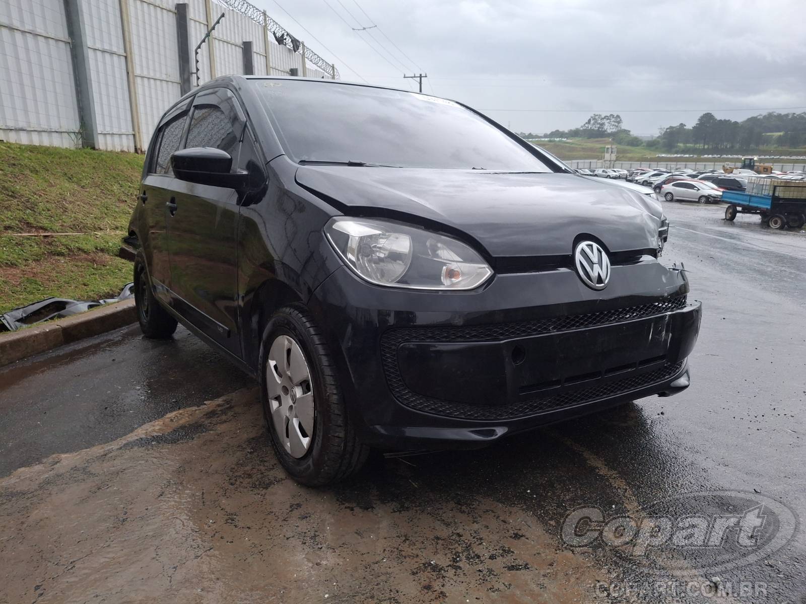Veículo VW - VolksWagen Volkswagen VOLKSWAGEN UP 2017 em leilão