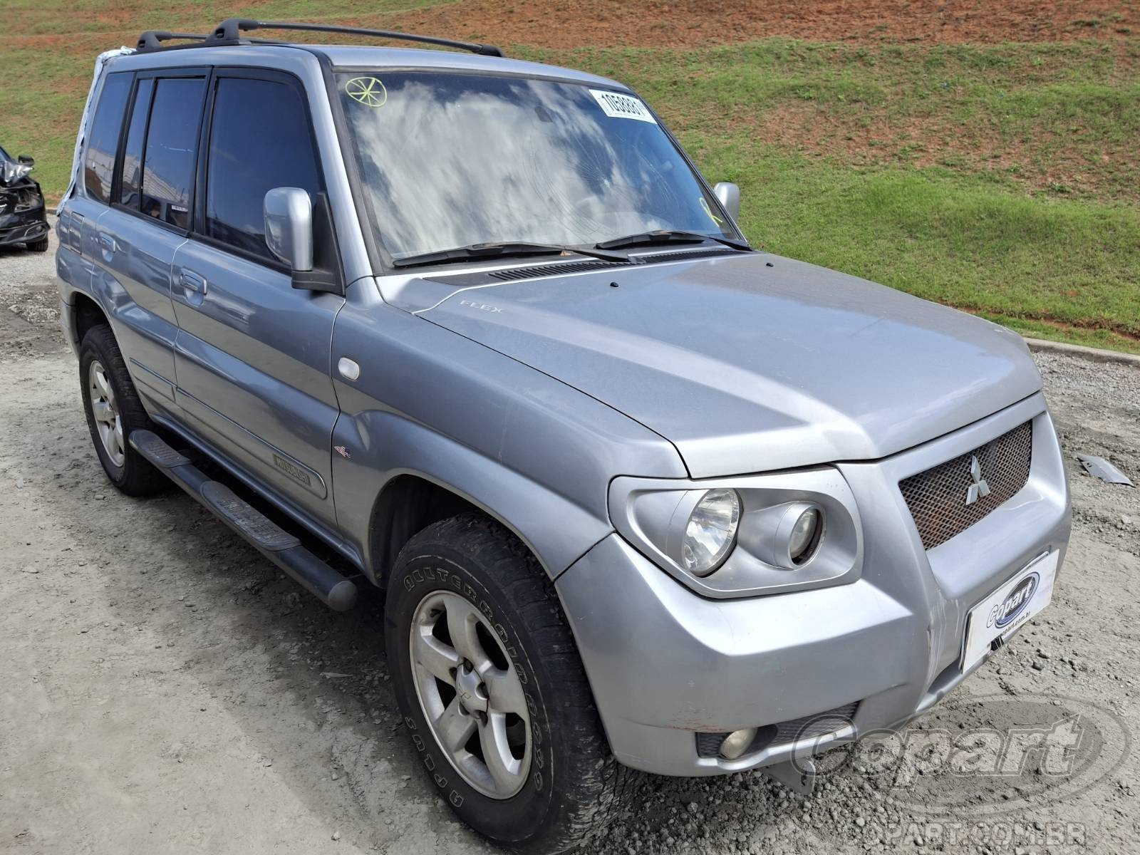 Veículo Mitsubishi Pajero MITSUBISHI PAJERO TR4 2008 Flex 2.0 16V 2008 em leilão
