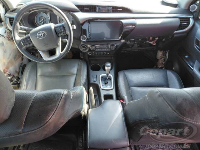 2024 TOYOTA HILUX CD 