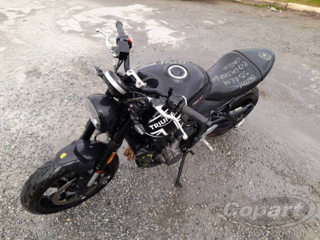 2024 TRIUMPH TRIDENT 