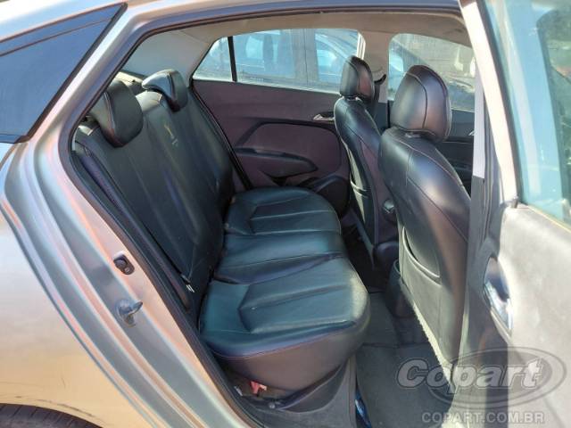 2015 HYUNDAI HB20S 