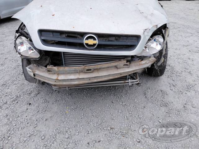 2003 CHEVROLET CORSA SEDAN 