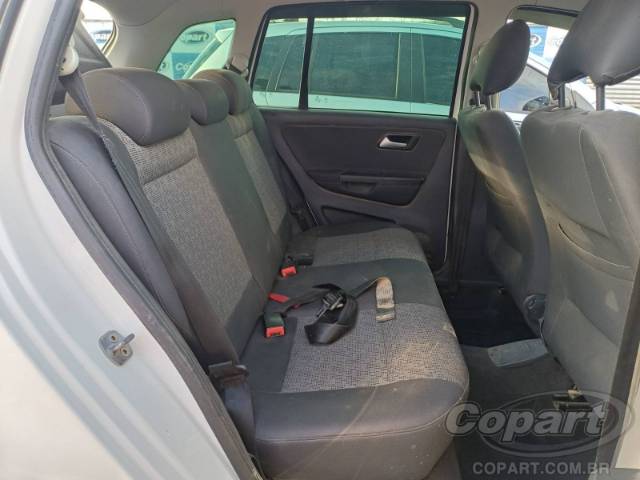 2013 VOLKSWAGEN SPACEFOX 