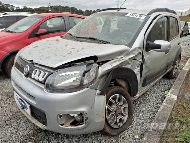 2015 FIAT UNO 