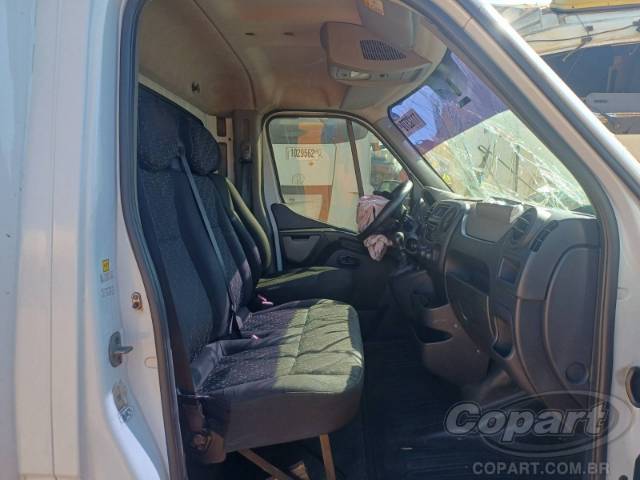 2015 RENAULT MASTER CHASSI CABINE 