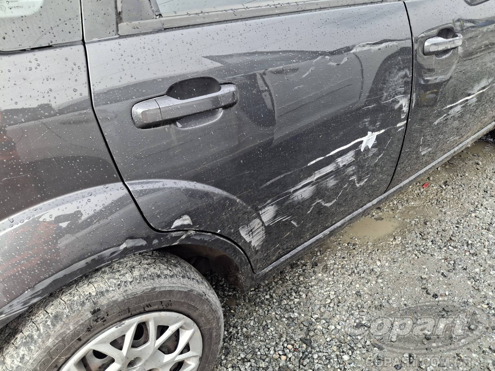 2011 FORD FIESTA SEDAN — foto 12 de 12