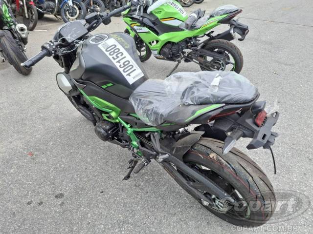 2026 KAWASAKI Z900 