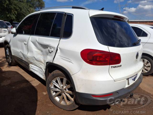 2015 VOLKSWAGEN TIGUAN 