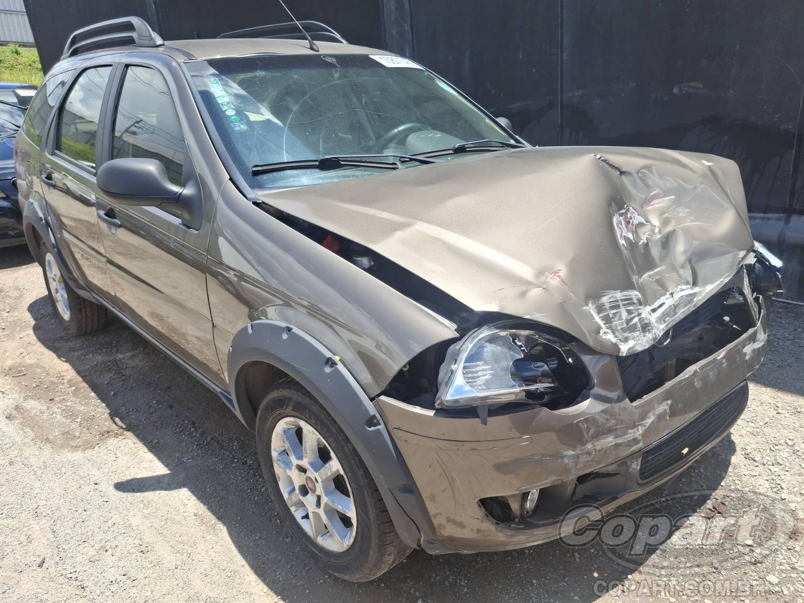 Veículo Fiat Palio Weekend Fiat Palio Weekend Trekking 1.6 16V E.torQ 2012 2012 em leilão