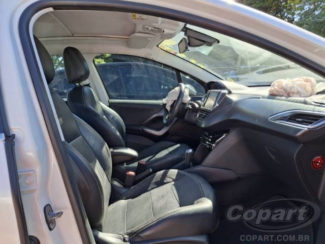 2016 PEUGEOT 208 