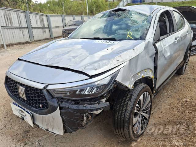 2025 FIAT FASTBACK 