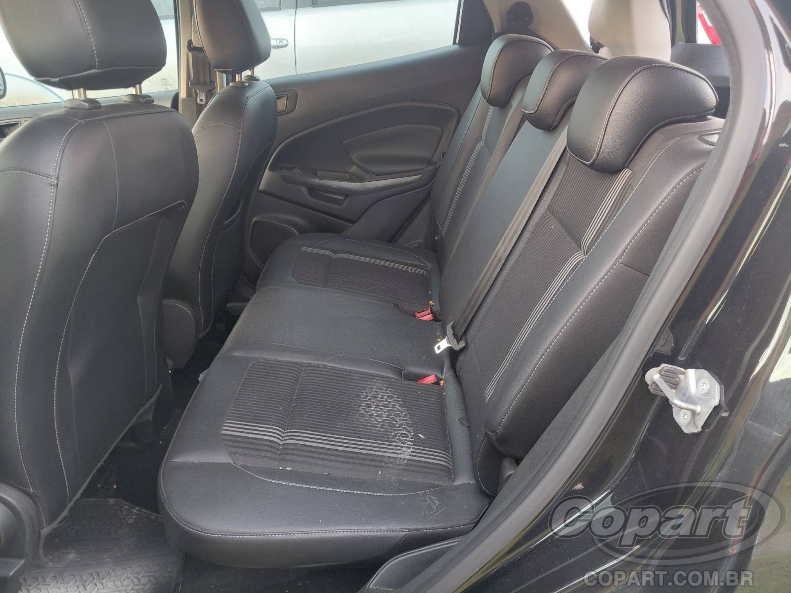 Foto 6 de 15: 2019 FORD ECOSPORT