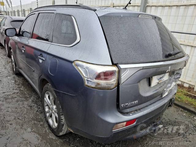 2015 MITSUBISHI OUTLANDER 
