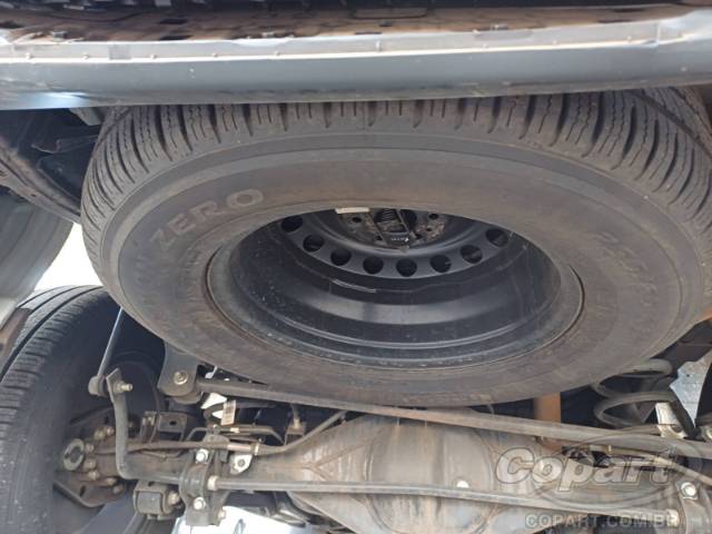 2025 NISSAN FRONTIER CD 