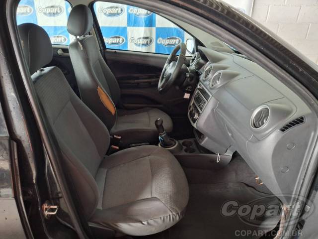 2011 VOLKSWAGEN GOL 