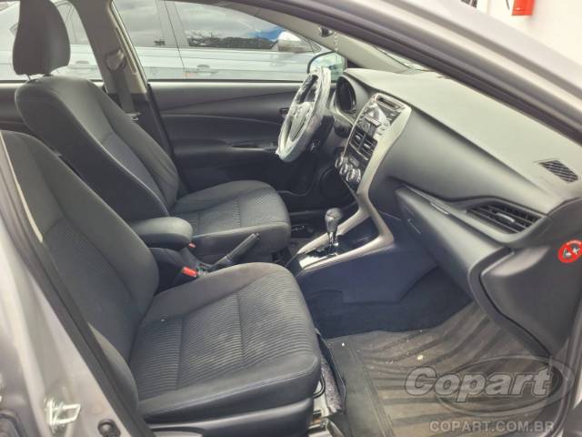 2019 TOYOTA YARIS SEDA 
