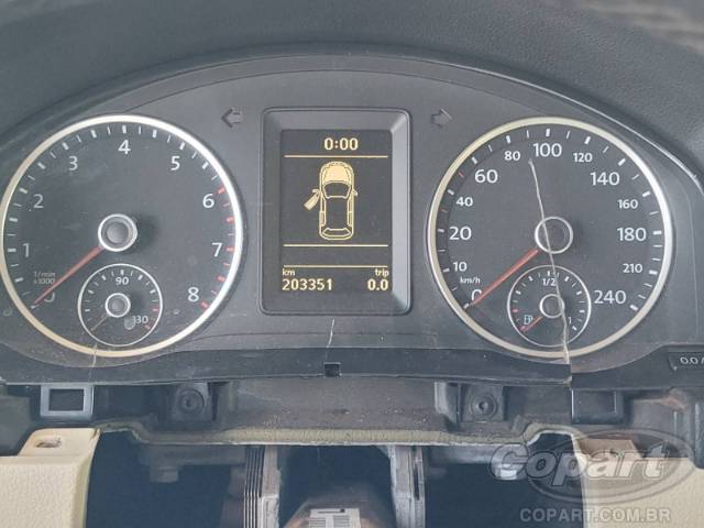 2011 VOLKSWAGEN TIGUAN 