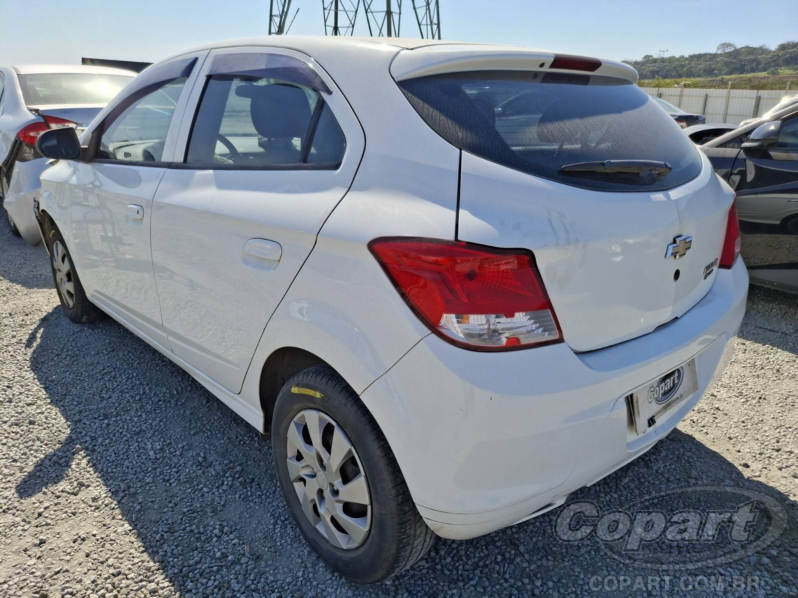 2015 CHEVROLET ONIX — foto 3 de 15