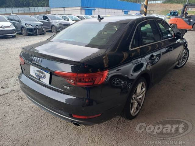 2016 AUDI A4 