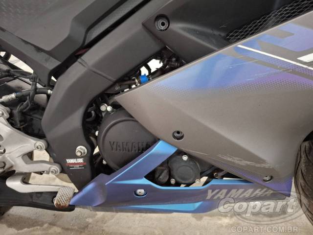2025 YAMAHA YZF R15 