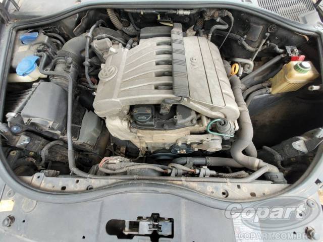 2008 VOLKSWAGEN TOUAREG 