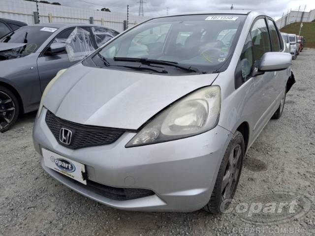 2010 HONDA FIT 