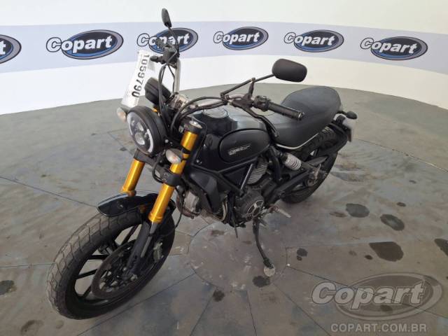 2017 DUCATI SCRAMBLER 