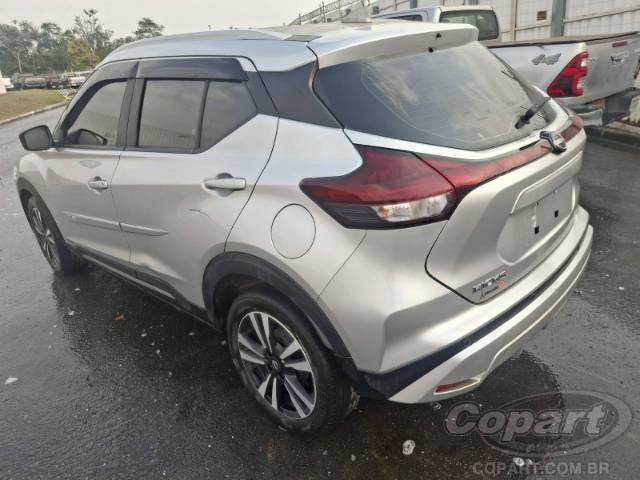 2024 NISSAN KICKS 