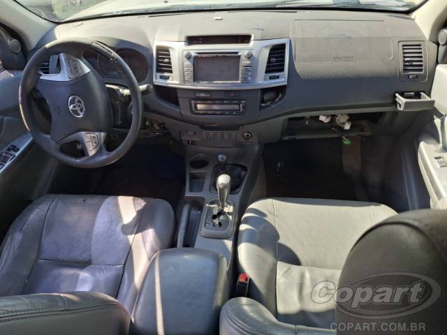 2014 TOYOTA HILUX CD 