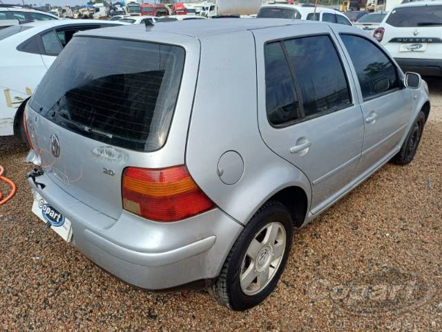 2003 VOLKSWAGEN GOLF 