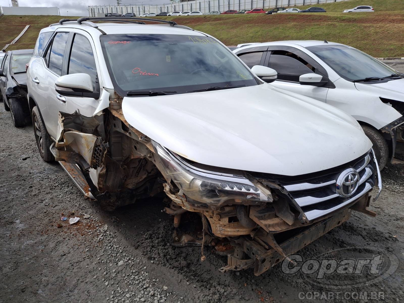 Veículo Toyota Hilux TOYOTA HILUX SW4 2017 em leilão