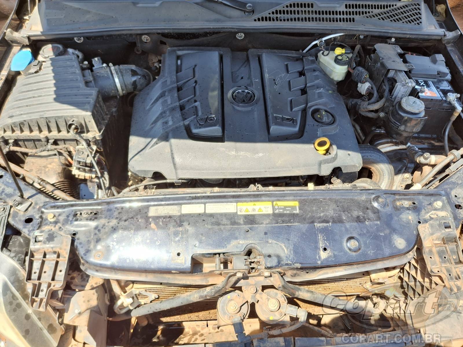 Foto 7 de 11: 2023 VOLKSWAGEN AMAROK