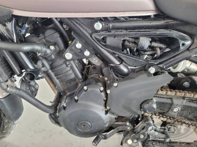 2026 ROYAL ENFIELD Guerrilla 