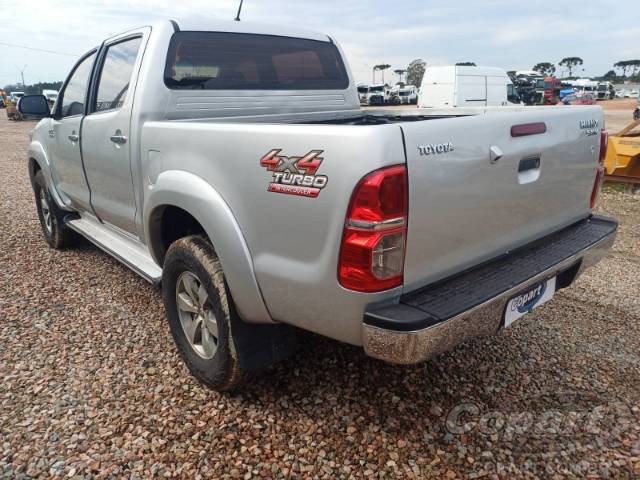 2012 TOYOTA HILUX CD 