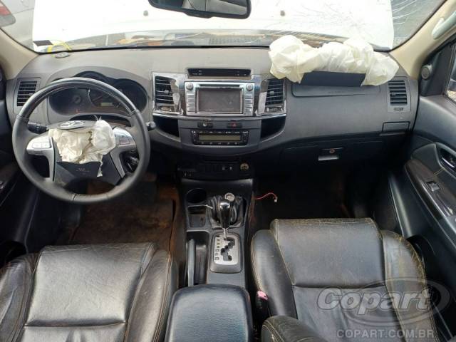 2015 TOYOTA HILUX SW4 