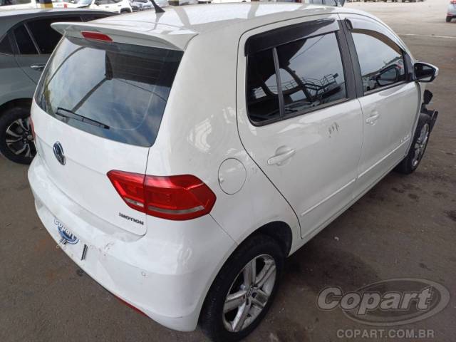 2016 VOLKSWAGEN FOX 