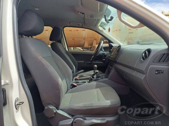 2015 VOLKSWAGEN AMAROK 